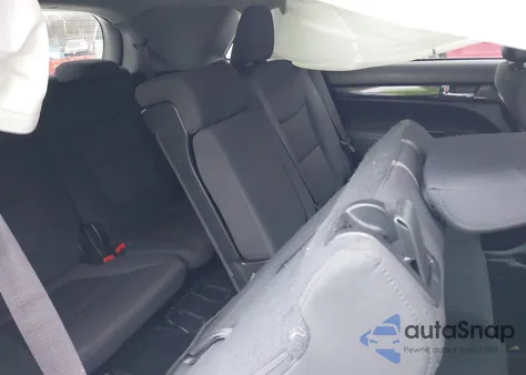 2011 Kia Sorento Lx V6 z USA, uszkodzony, nr VIN 5XYKTDA23BG178327